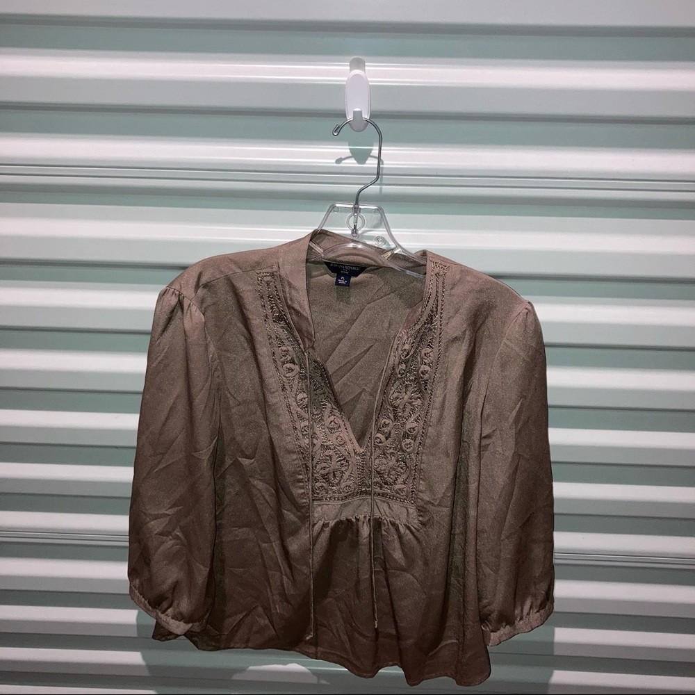 Banana Republic Shirt Women’s Size PL Tan 3/4 Sleeve Peasant Shirt